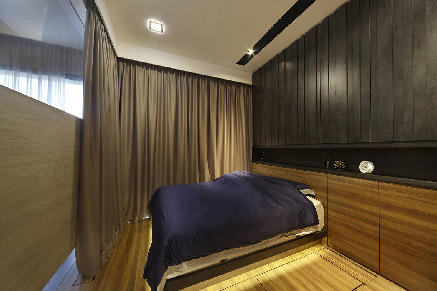 Bedroom image