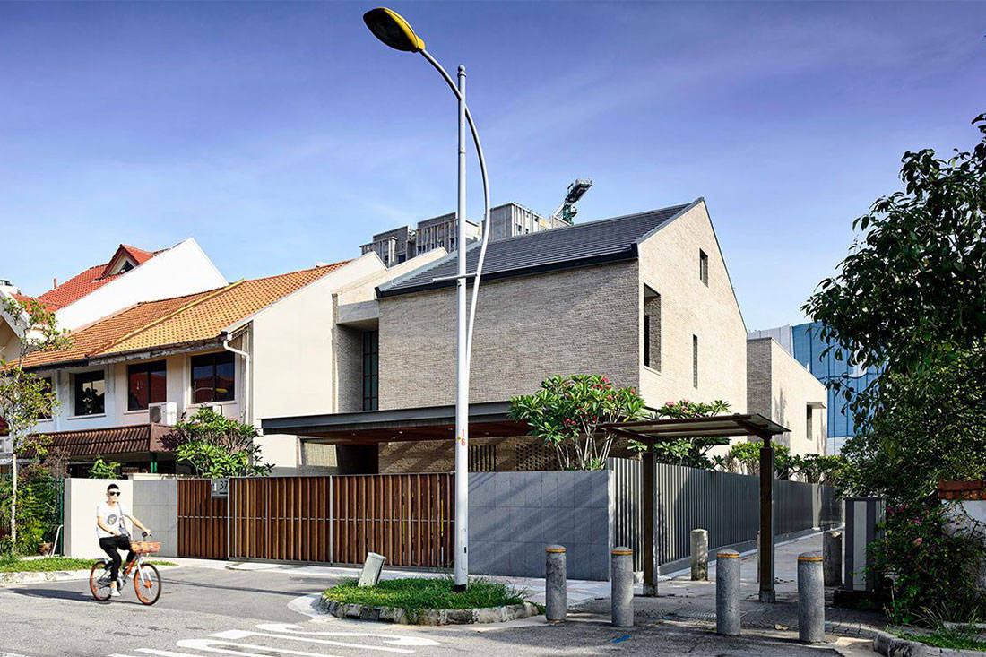 A next-level courtyard house in Singapore