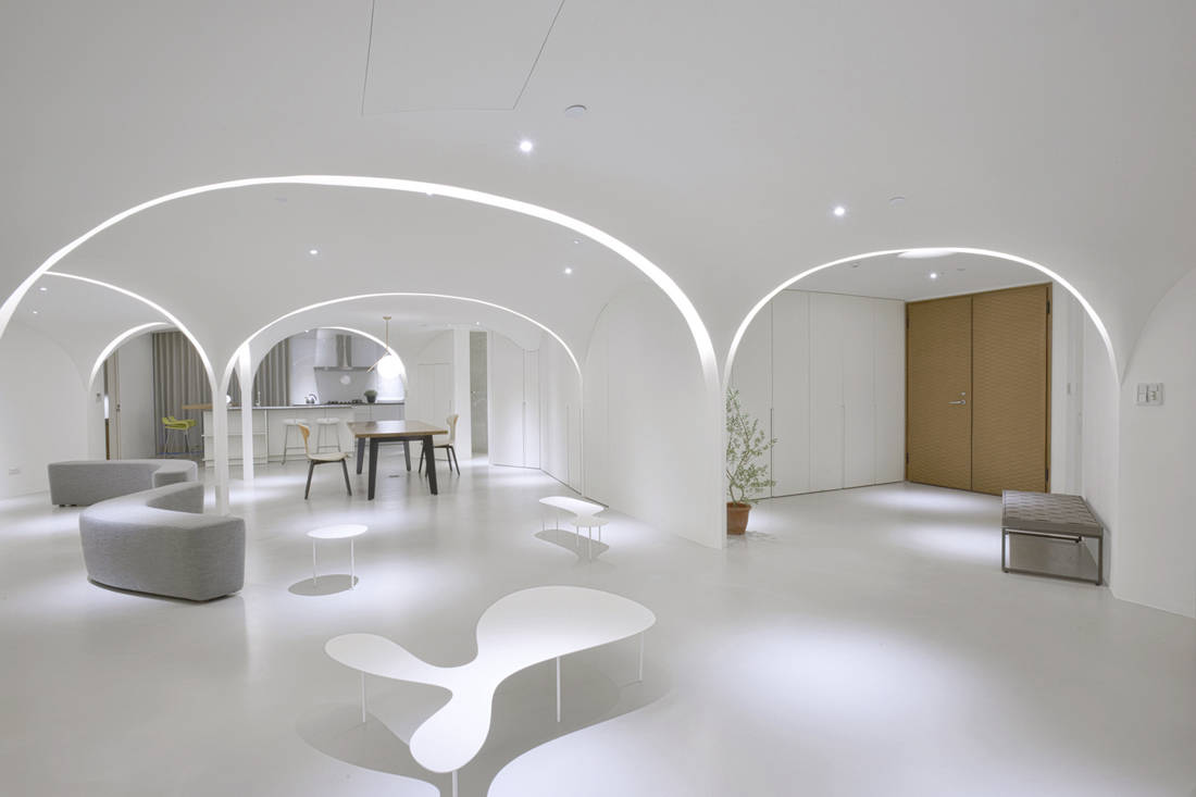 Nondescript Taiwan apartment now has acoustically designed ceilings