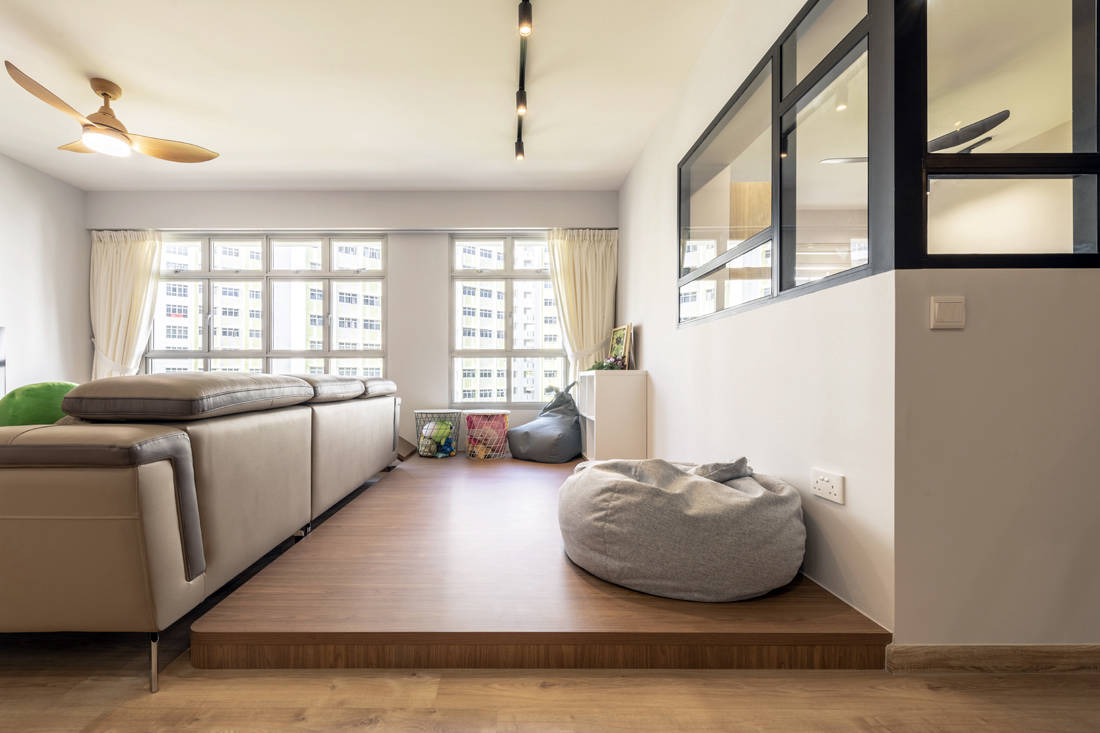 spacious flat living room platform designed by Metier Planner