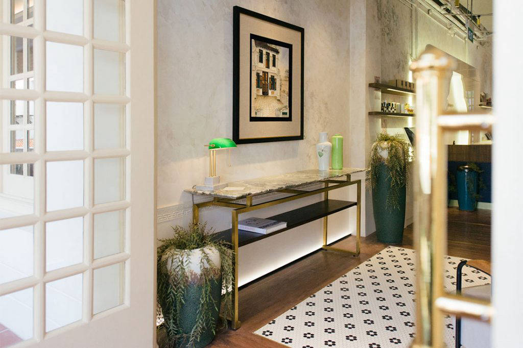 SCENE SHANG store Raffles Hotel MING Console Table