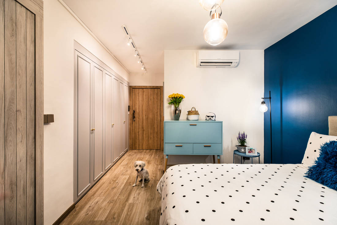 An HDB flat inspired by London storefronts