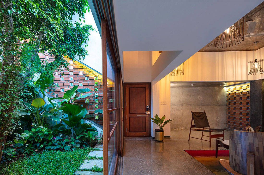 Verdant greenery and open-plan living in India