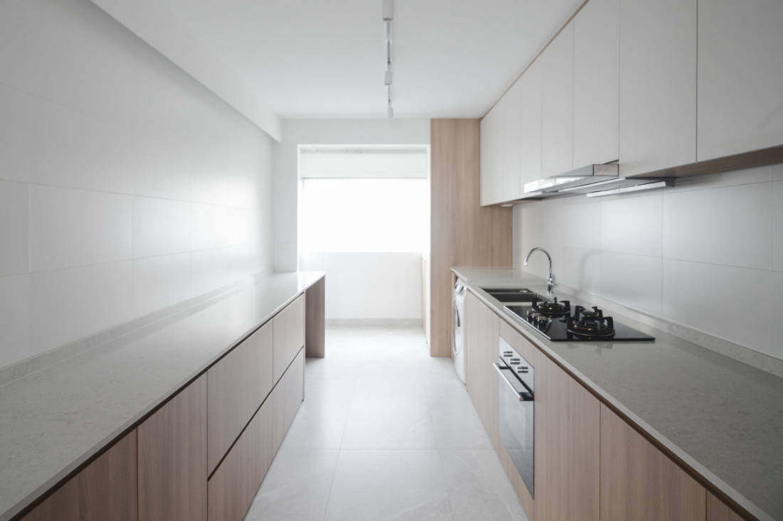 effortless modern-day living in HDB resale flat kitchen by Craftsmen Studio