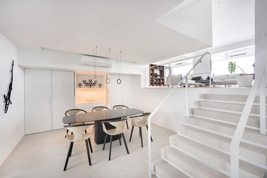 spacious apartment by Artistroom