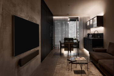 A bachelor’s urban hideaway in Sennett Residence