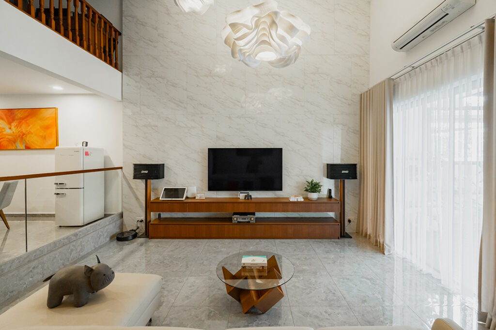 four-storey terrace house