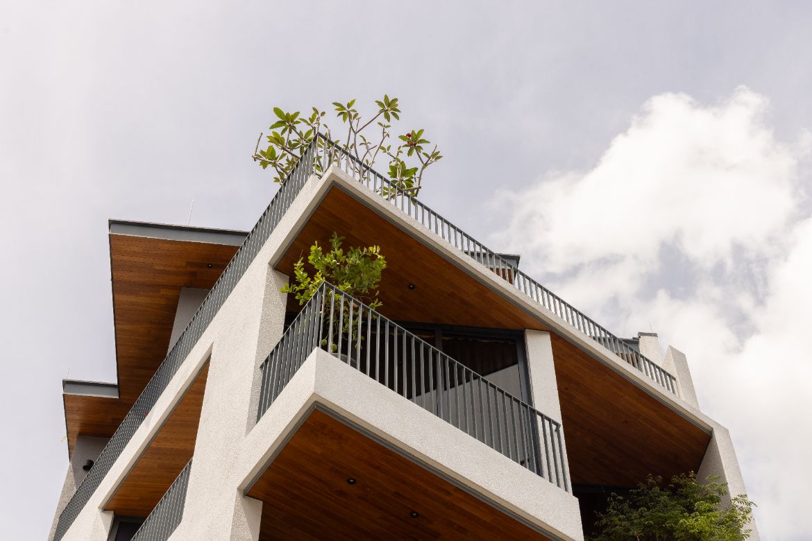 Pocket Garden House by Mark 12 Architects