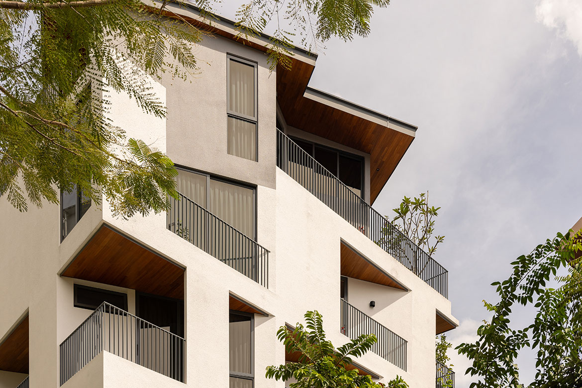 On a dense housing estate, Pocket Garden House shows how architecture and nature can co-exist