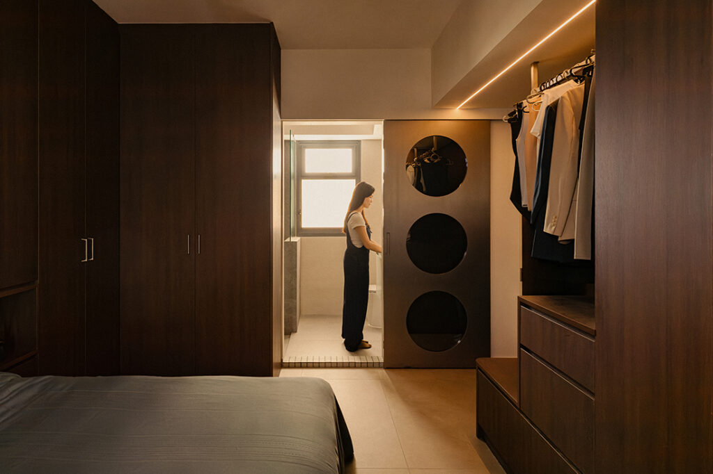 Bedroom image