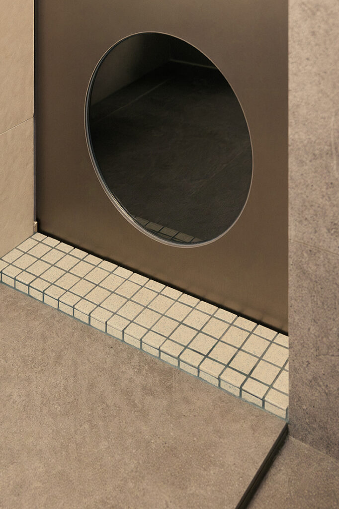 Bathroom image