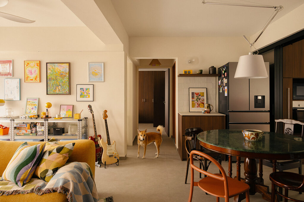 Living Room image