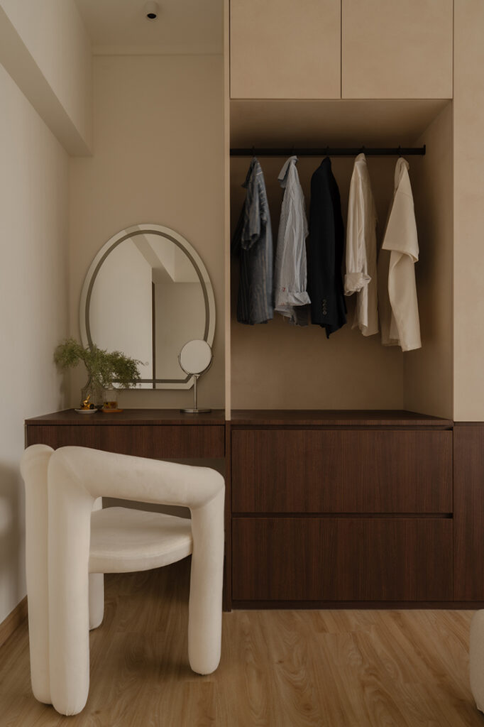 Bedroom image