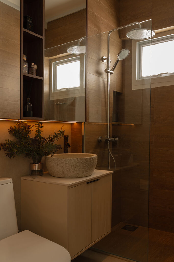 Bathroom image