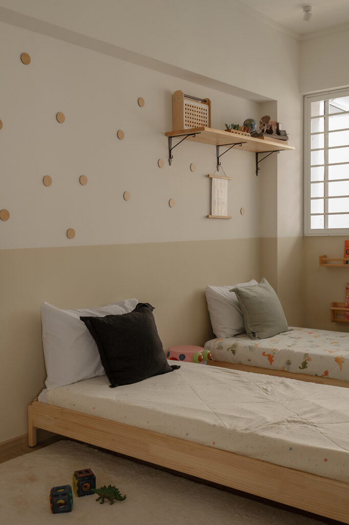 Bedroom image