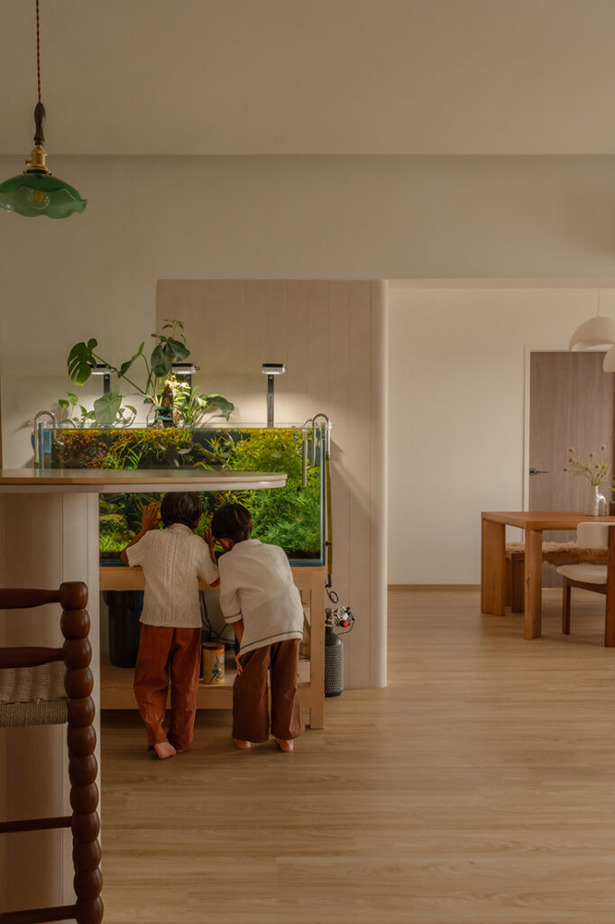 Living Room image
