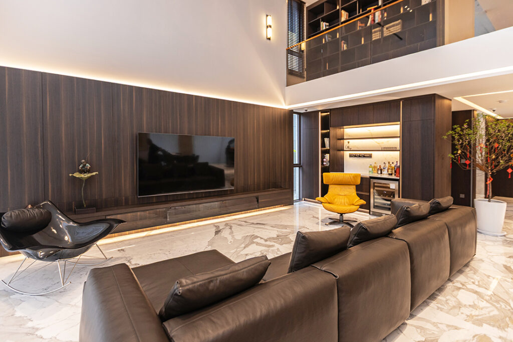 Living Room image