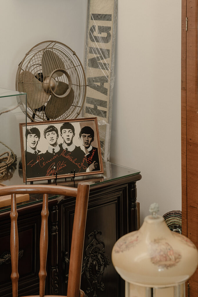 Living Room image