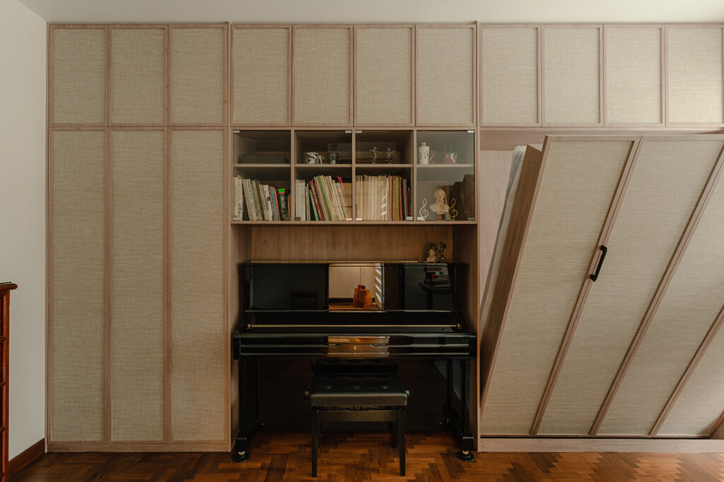 Bedroom image