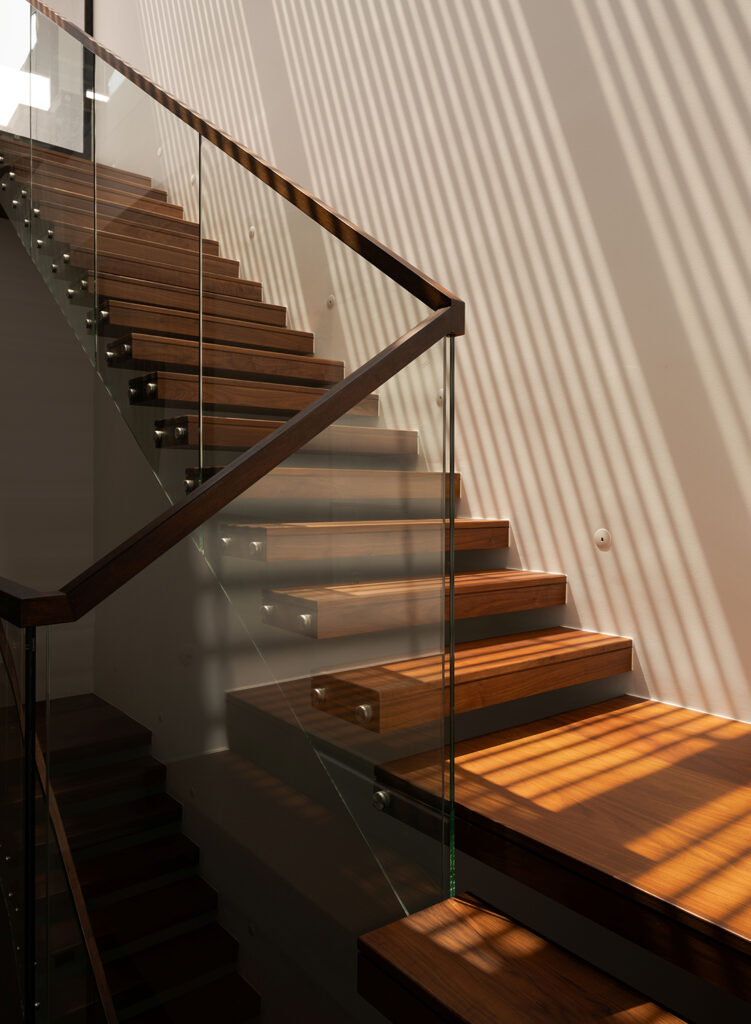 Staircase image