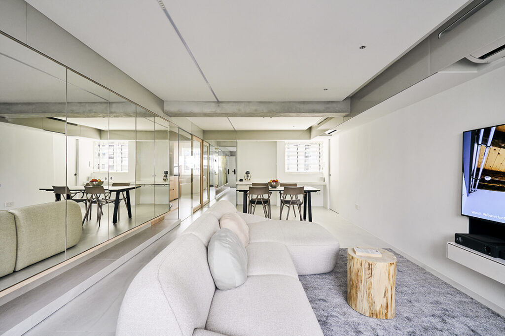 Living Room image