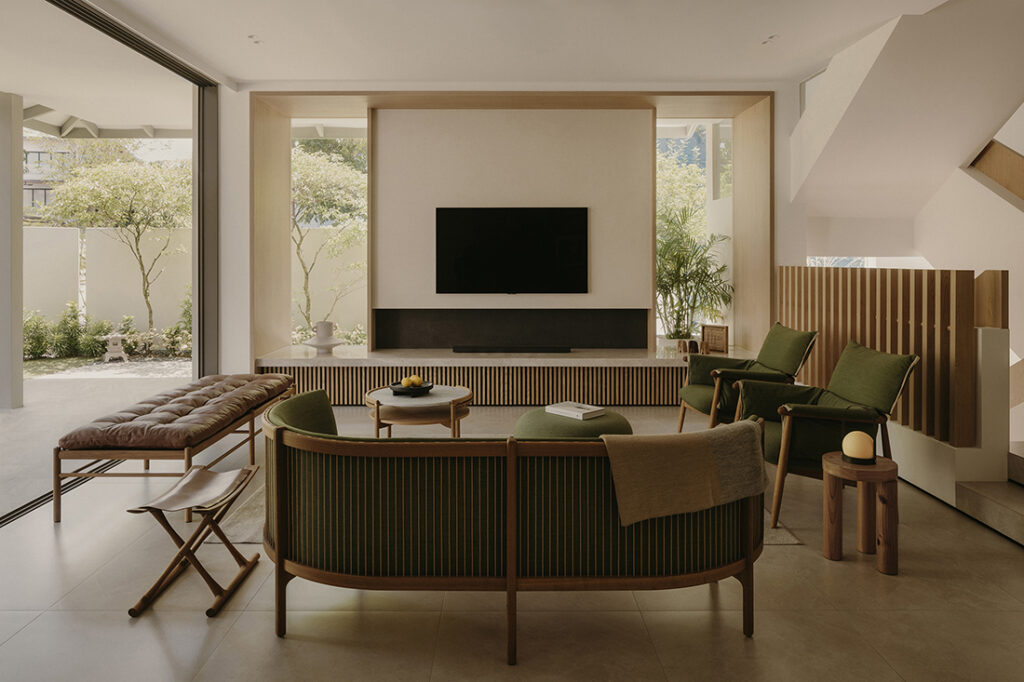 Living Room image