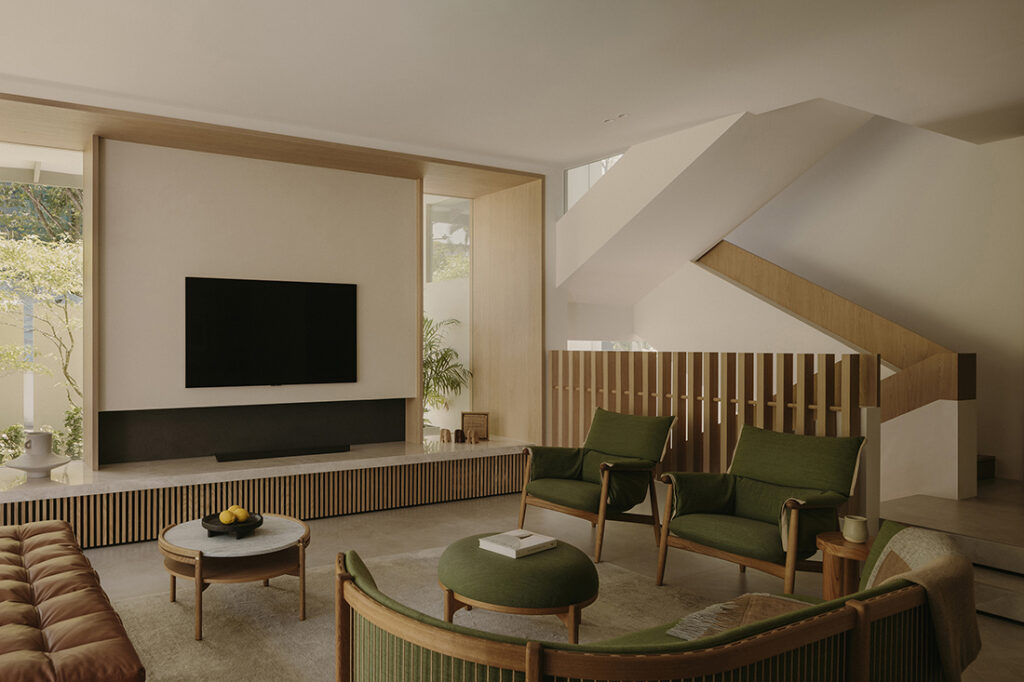 Thomson Hills split-level home renovation