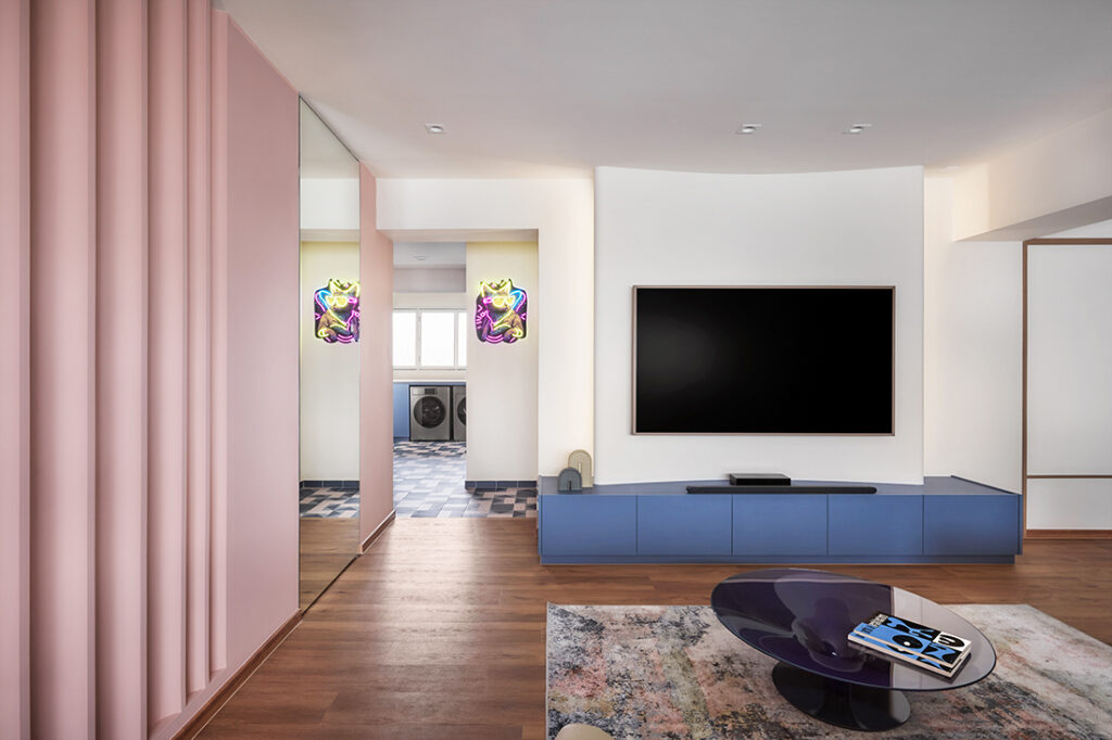 Living Room image