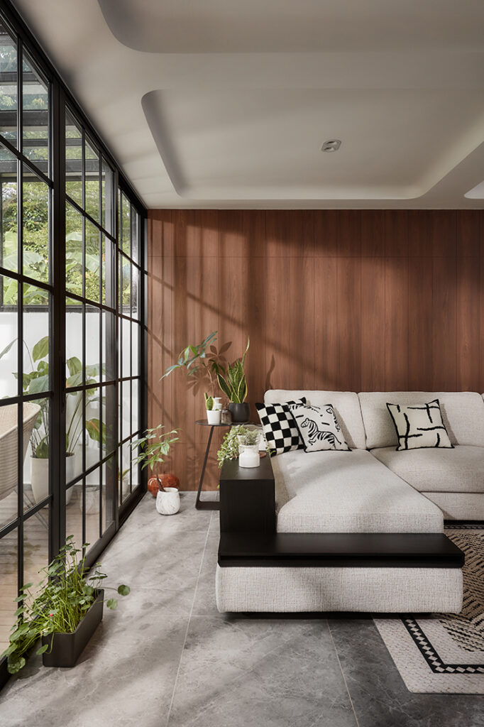 Living Room image