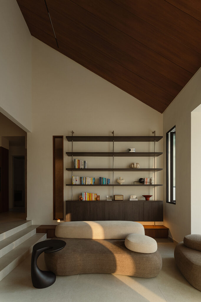 Living Room image