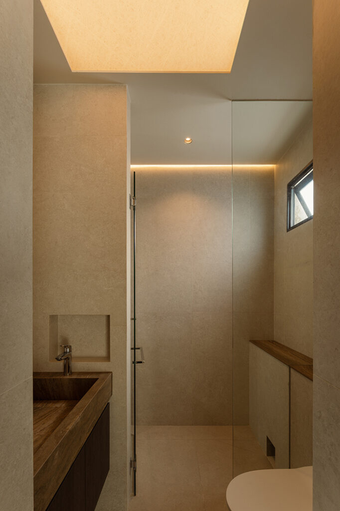 Bathroom image