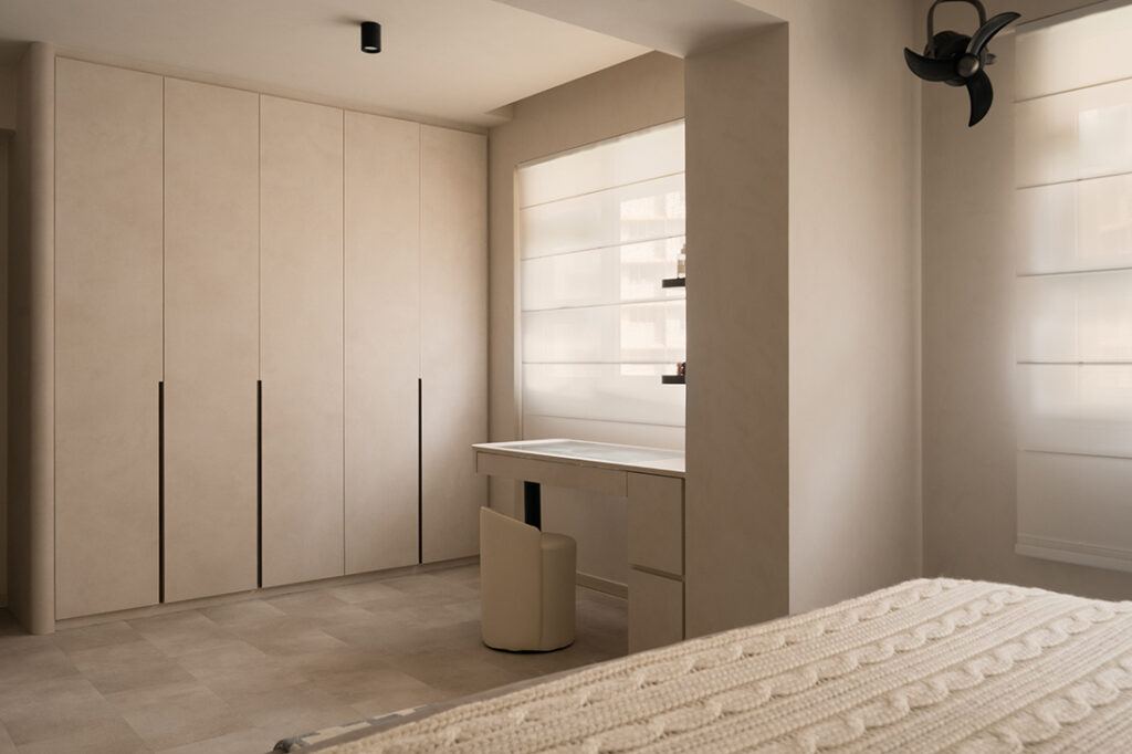 Bedroom image