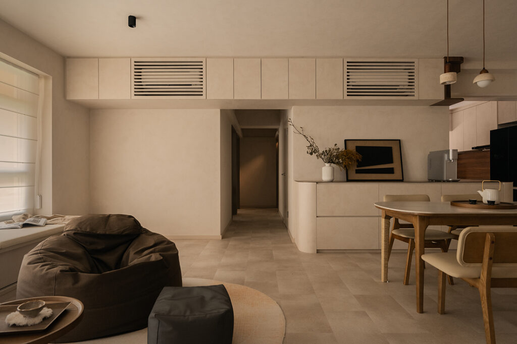 Living Room image