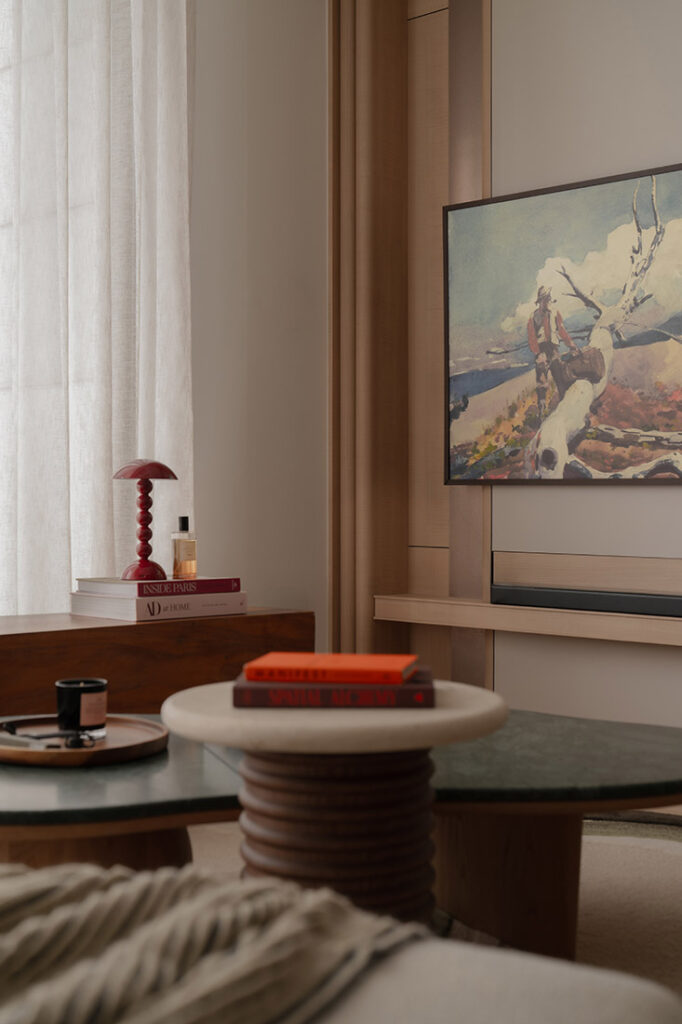 Living Room image