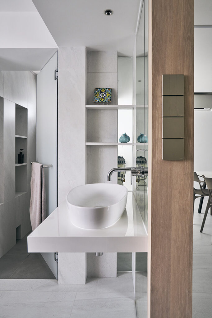 Bathroom image