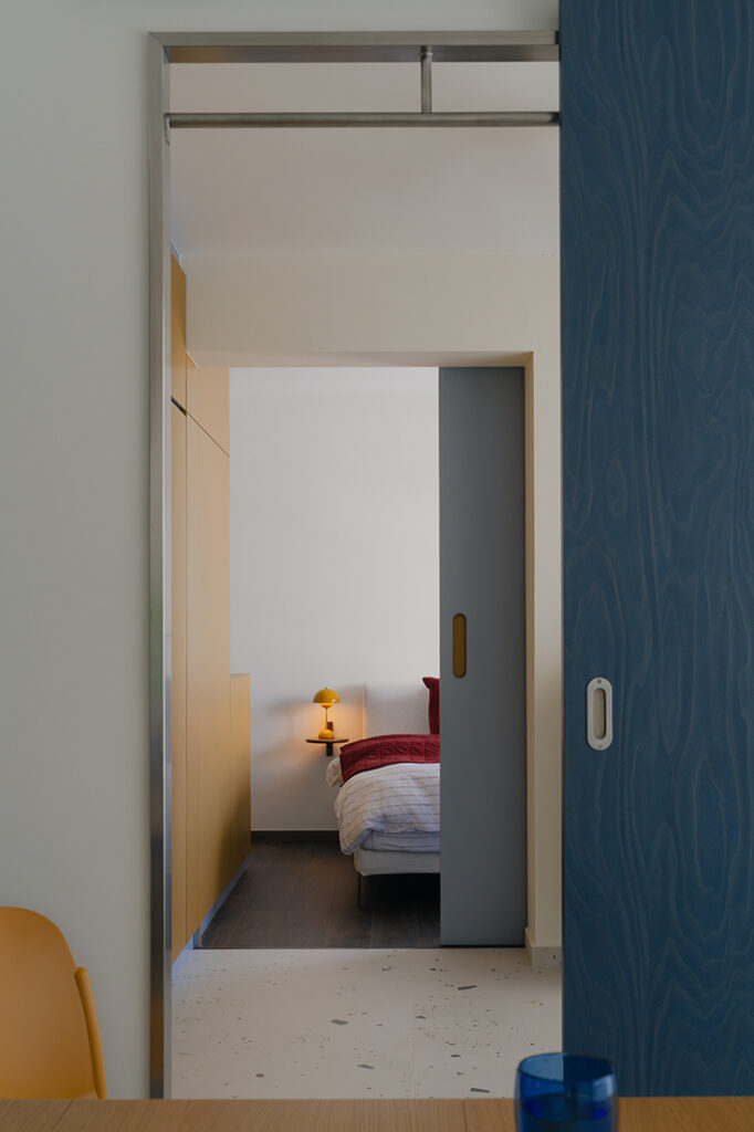 Bedroom image