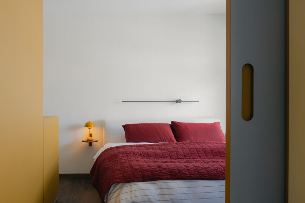 Bedroom image