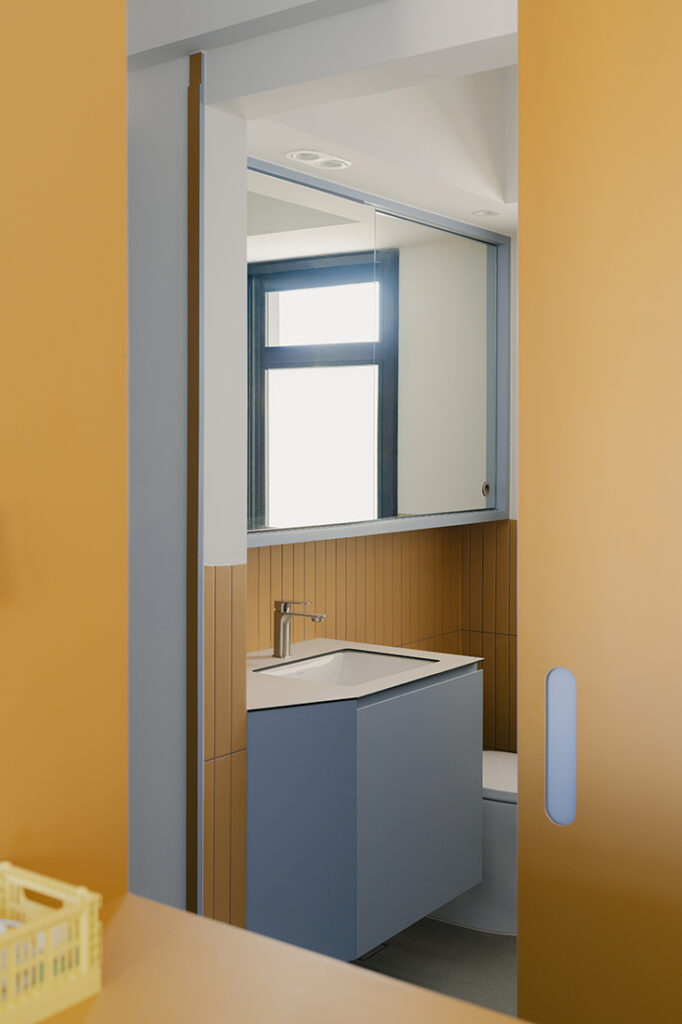 Bathroom image