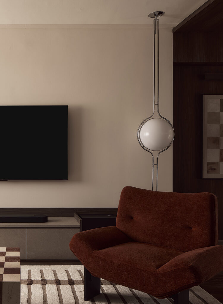 Living Room image