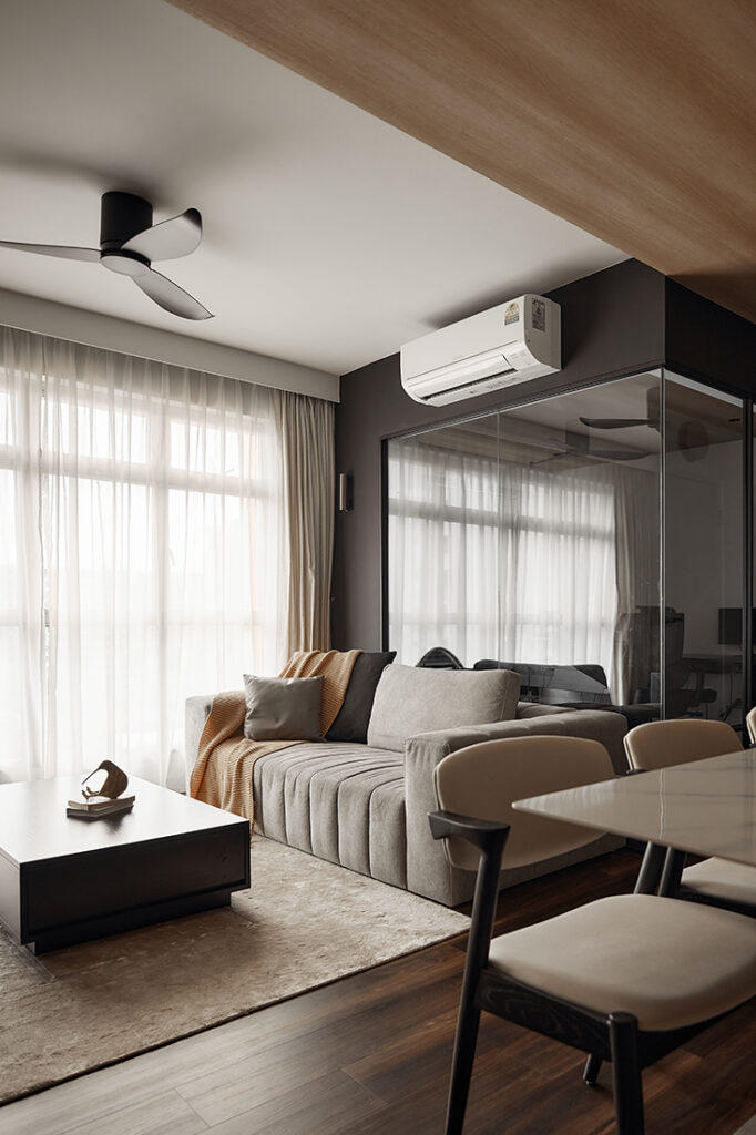 Living Room image