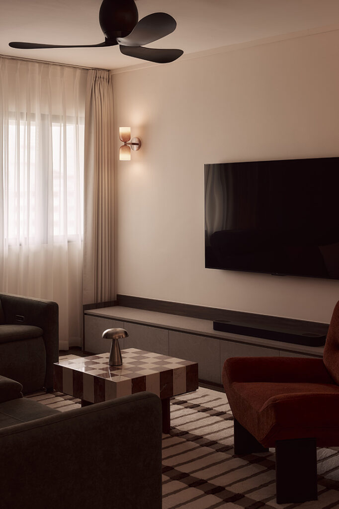 Living Room image