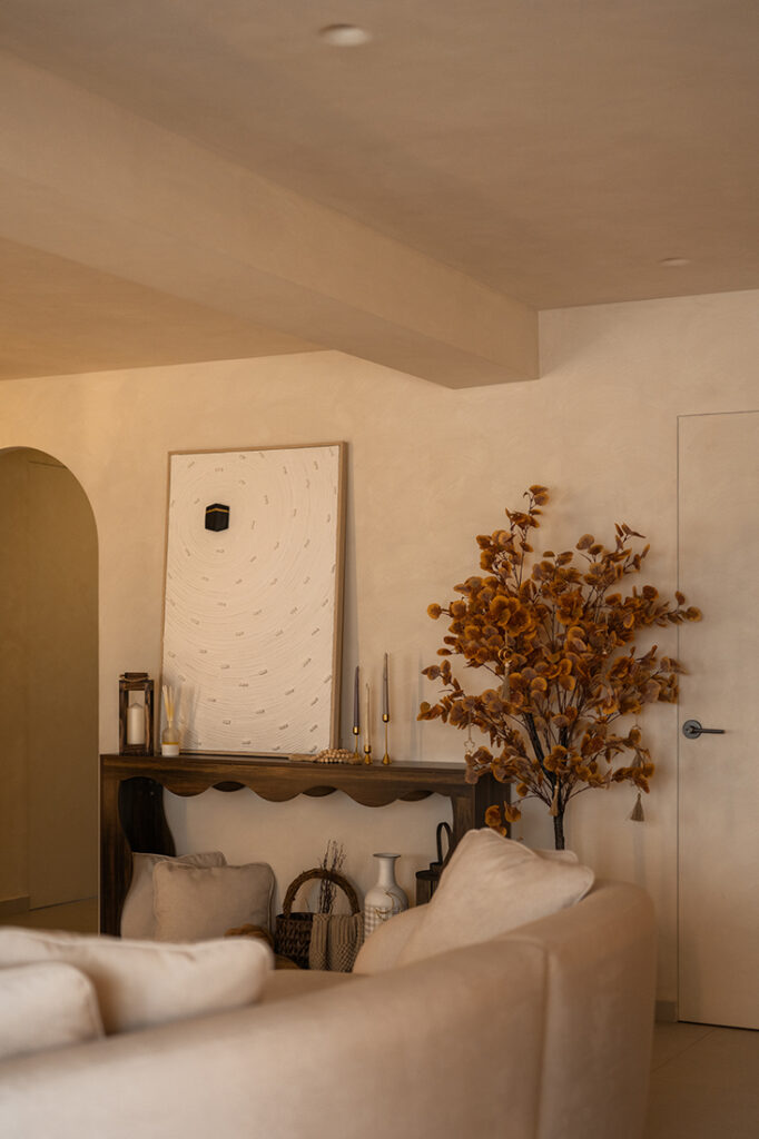 Living Room image
