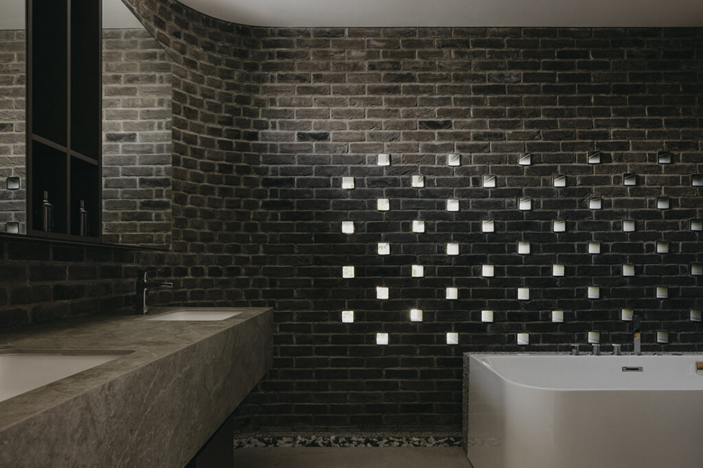 Bathroom image