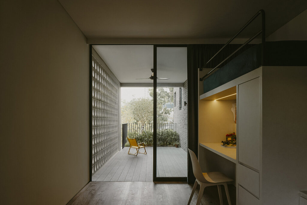 Bedroom image