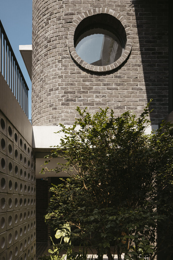 Facade image