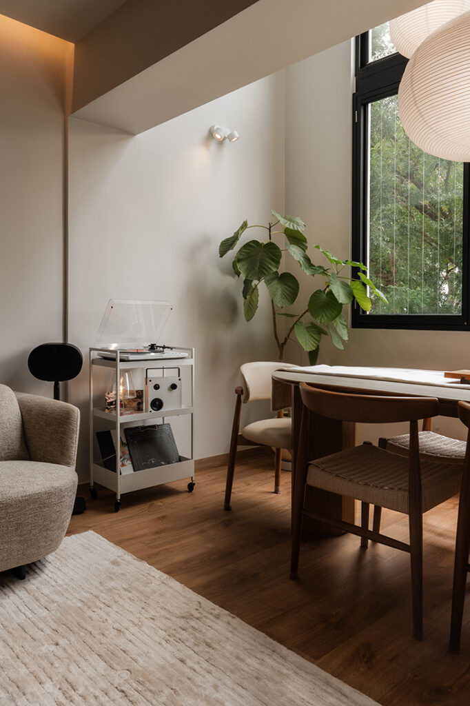 Dining Room image