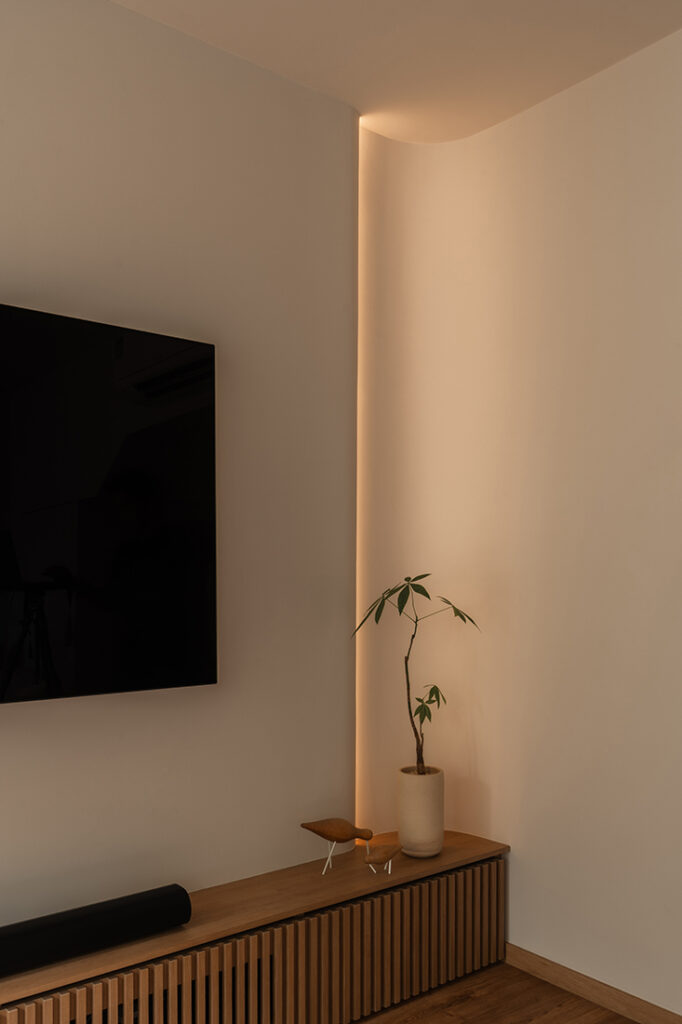 Living Room image