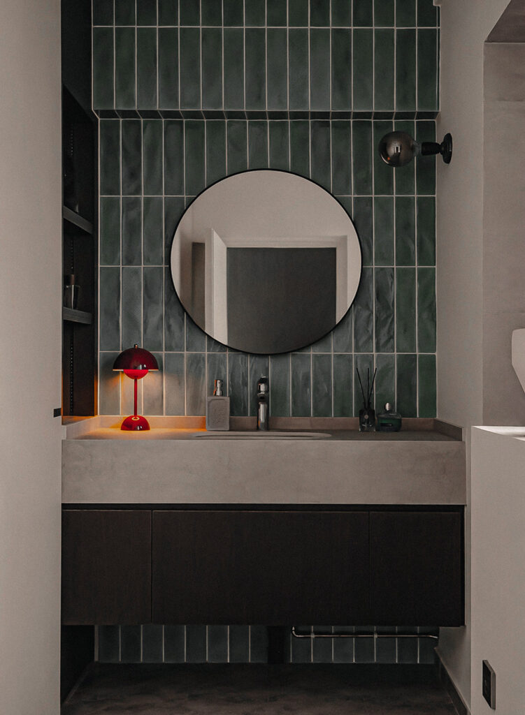 Bathroom image