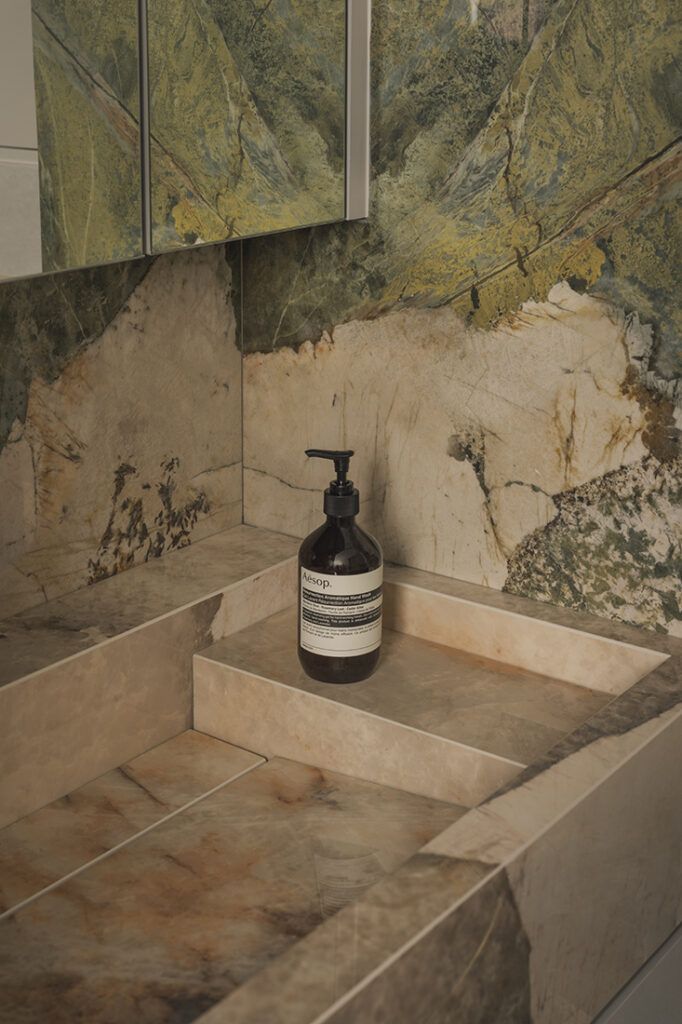 Bathroom image