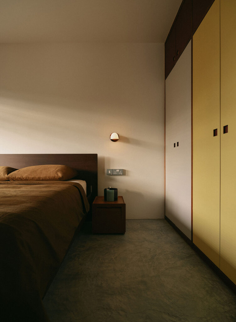 Bedroom image